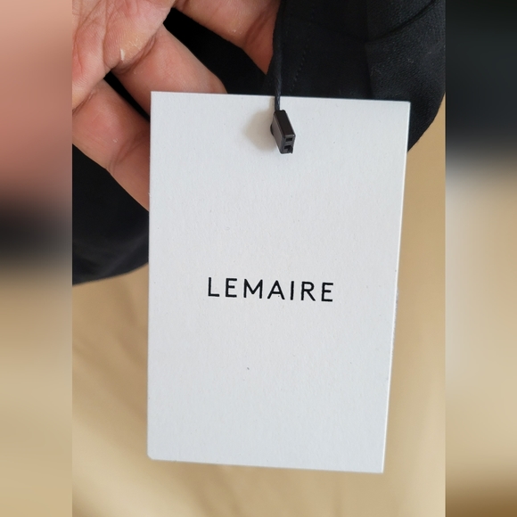 LEMAIRE-Black Scoop Neck T-Shirt - Picture 7 of 9